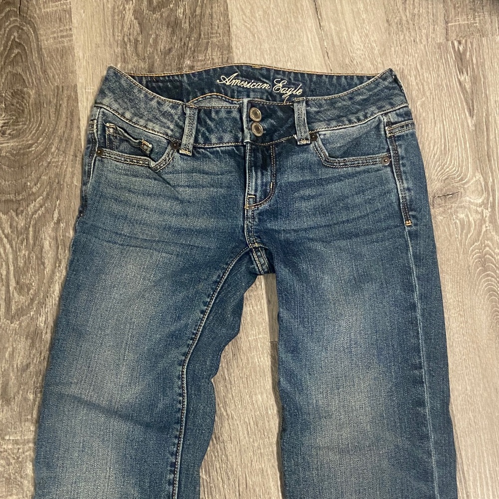 American Eagle Outfitters High Rise Blue Jeans